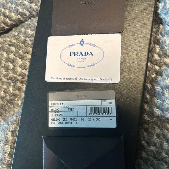 PRADA SAFFIANO LEATHER WALLET - Picture 7 of 7